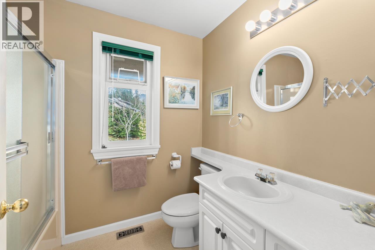 724 The Grove Road, Gambier Island, British Columbia V0N 1V0 - Photo 25 - R3031627