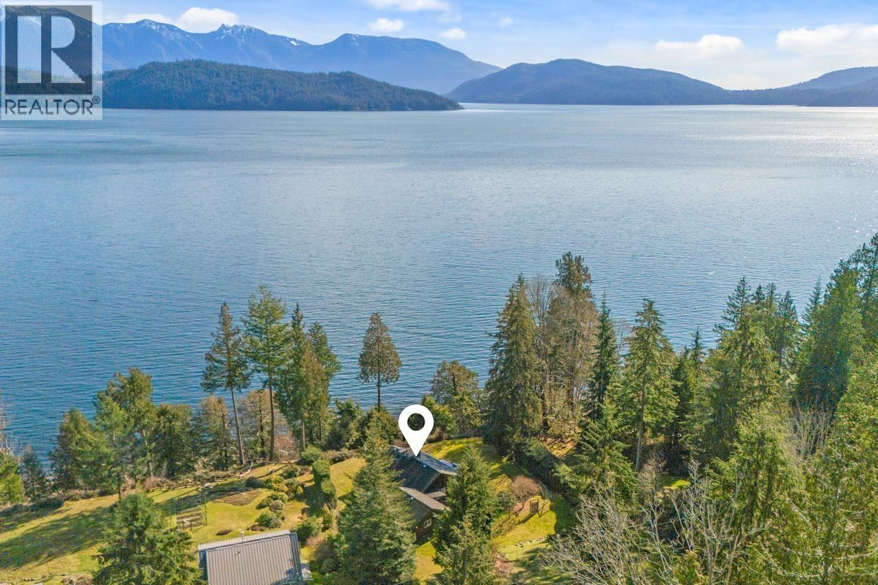 724 The Grove Road, Gambier Island, British Columbia V0N 1V0 - Photo 2 - R3031627