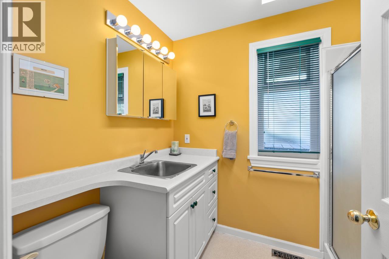 724 The Grove Road, Gambier Island, British Columbia V0N 1V0 - Photo 24 - R3031627