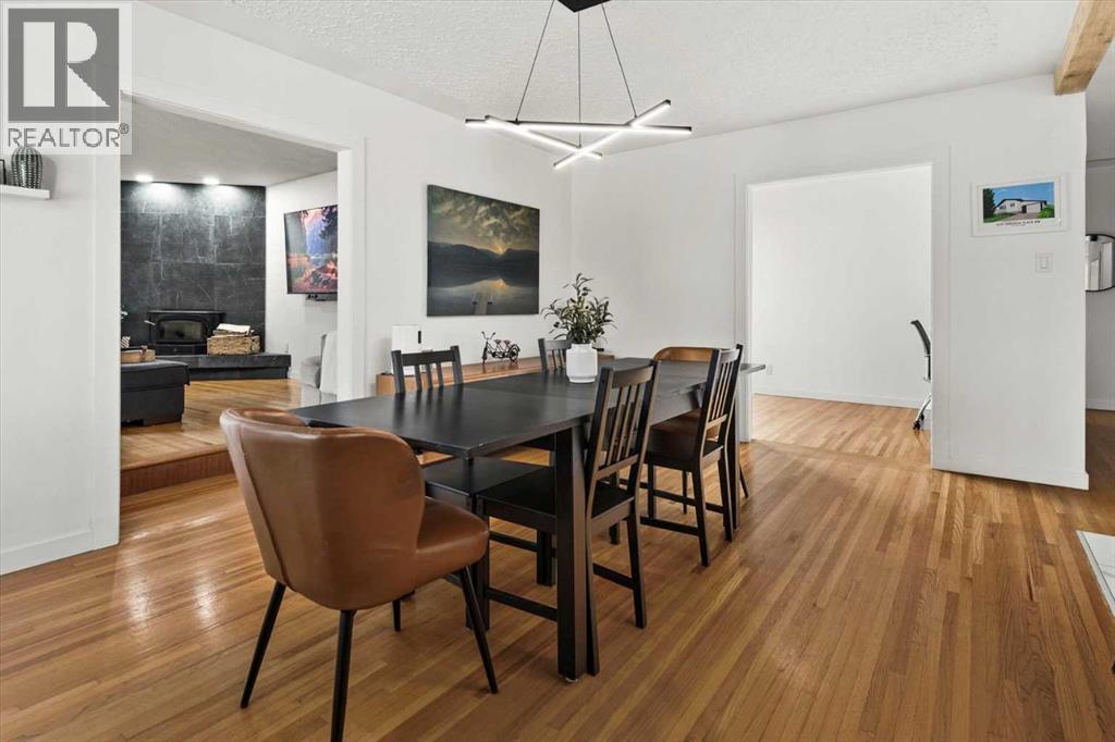 5231 Sheldon Place Nw, Calgary, Alberta  T3B 1G6 - Photo 8 - A2267867