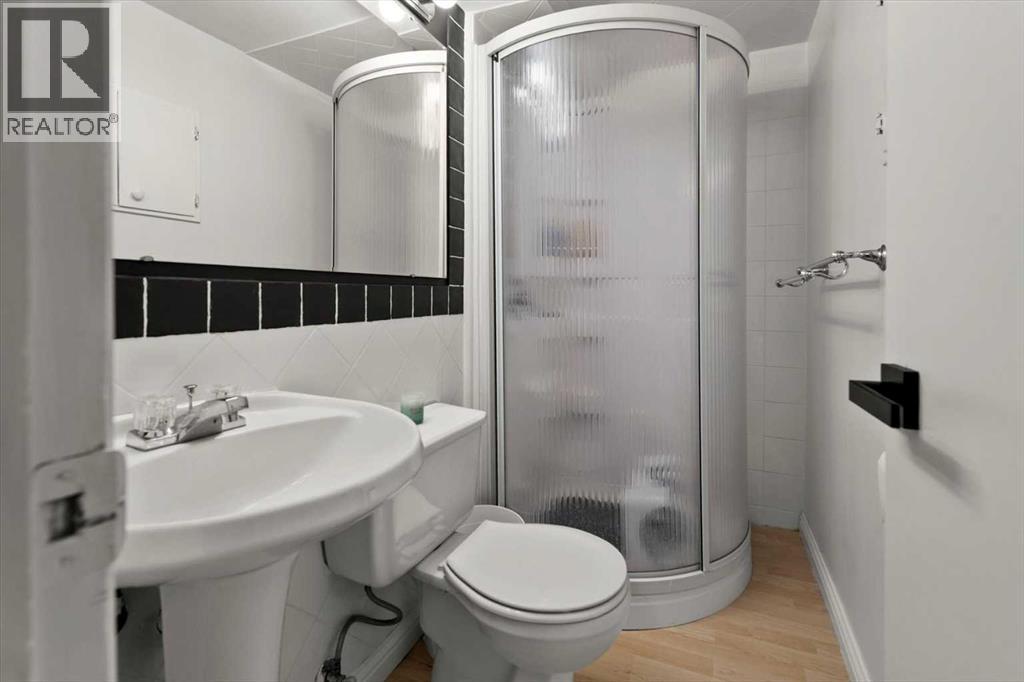 5231 Sheldon Place Nw, Calgary, Alberta  T3B 1G6 - Photo 31 - A2267867