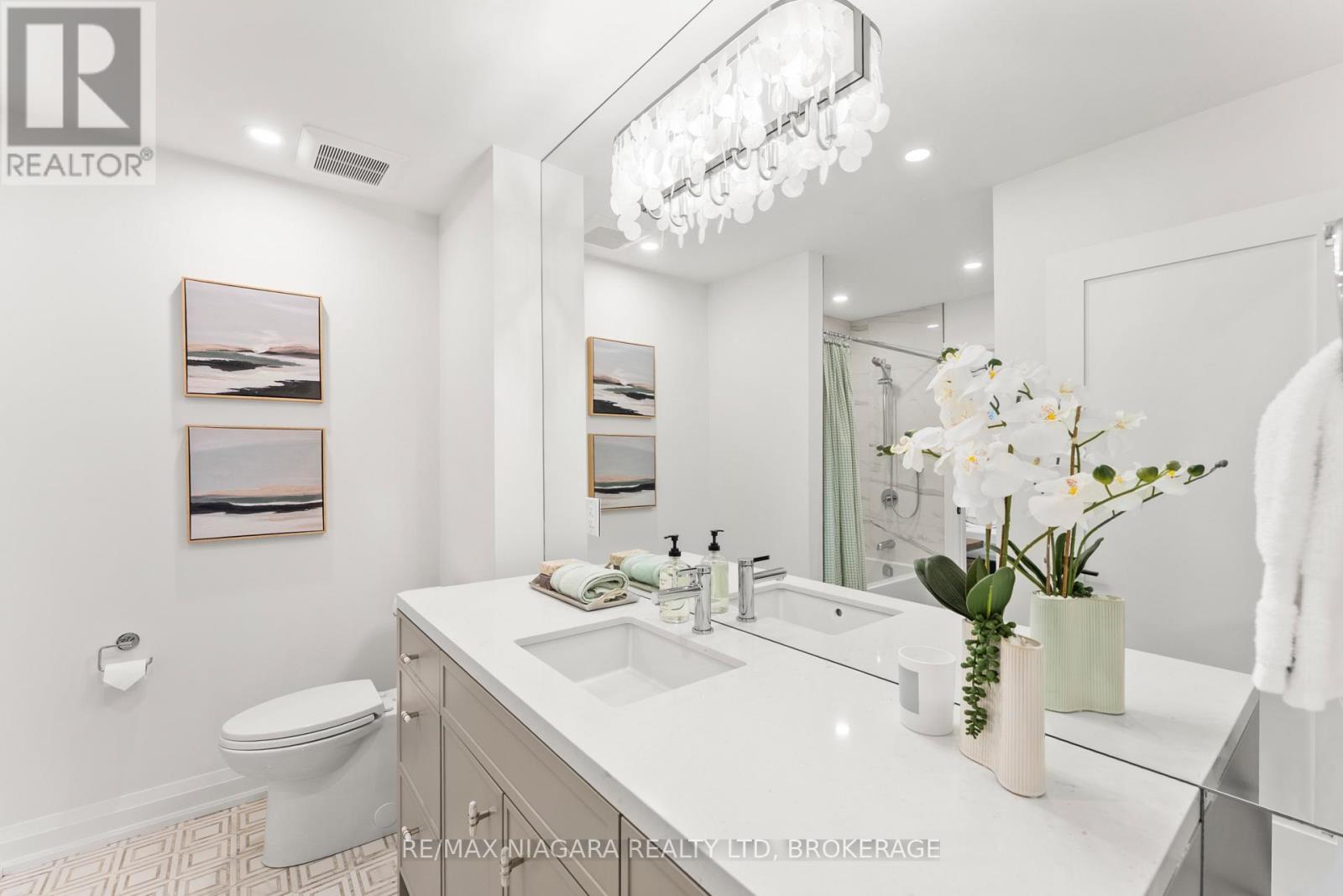 2864 Arrowsmith Court S, Fort Erie, Ontario  L0S 1S0 - Photo 10 - X12470569