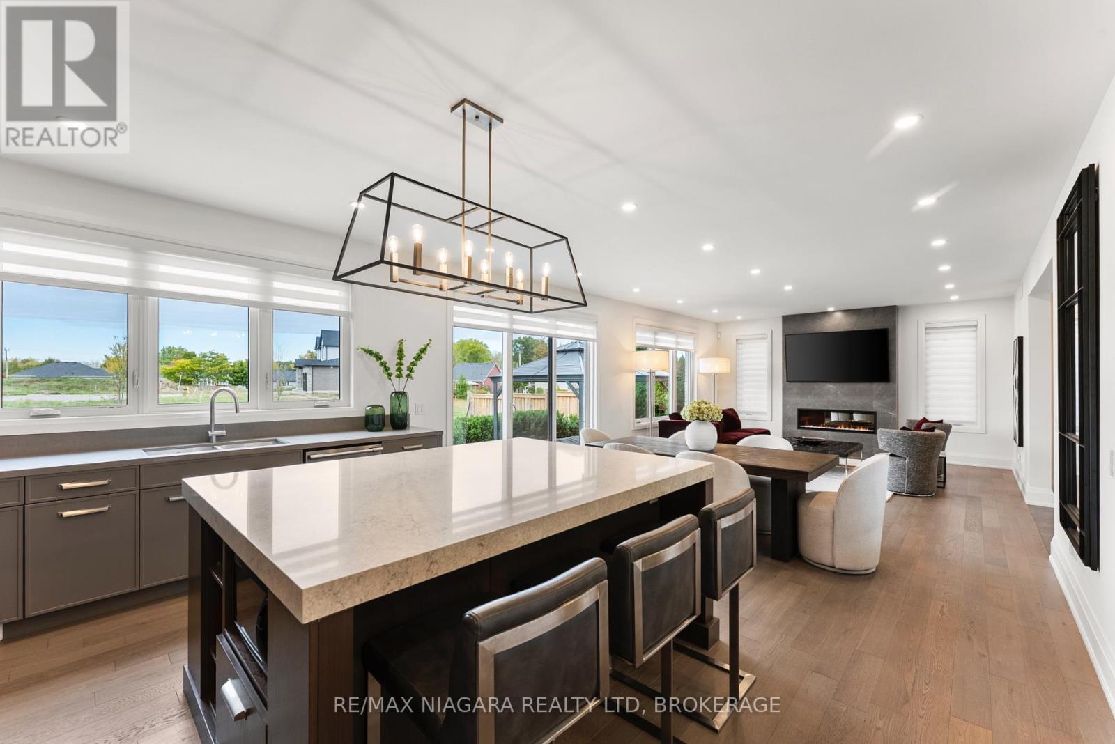 2864 Arrowsmith Court S, Fort Erie, Ontario  L0S 1S0 - Photo 28 - X12470569