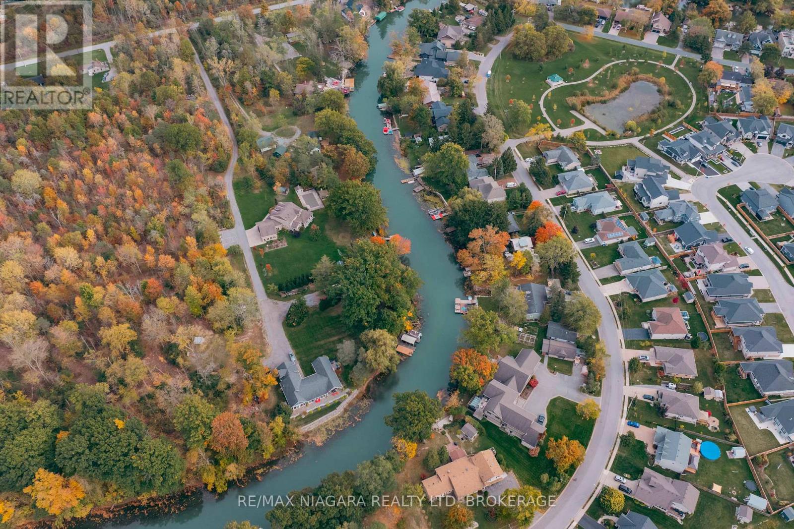 2864 Arrowsmith Court S, Fort Erie, Ontario  L0S 1S0 - Photo 3 - X12470569