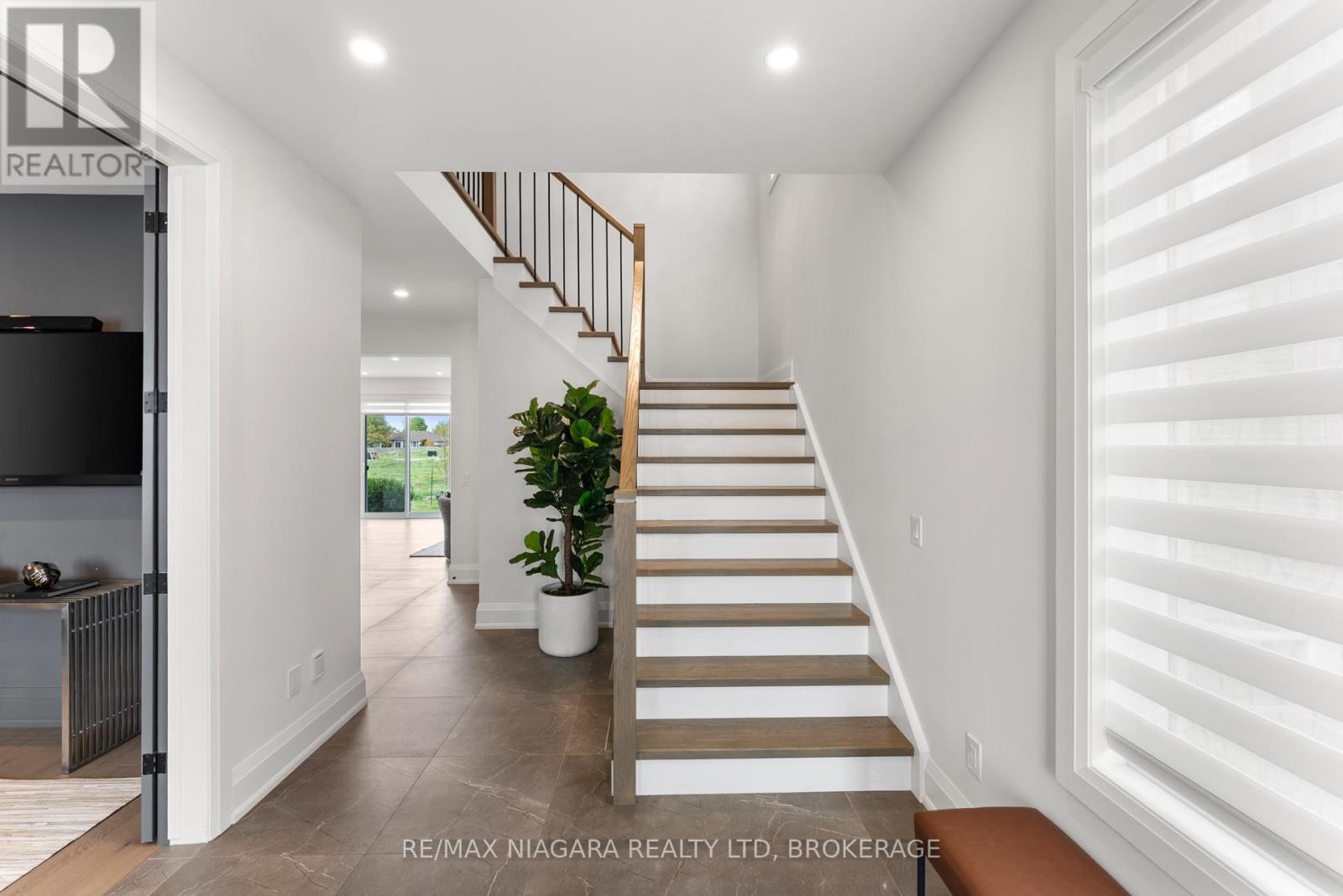 2864 Arrowsmith Court S, Fort Erie, Ontario  L0S 1S0 - Photo 40 - X12470569