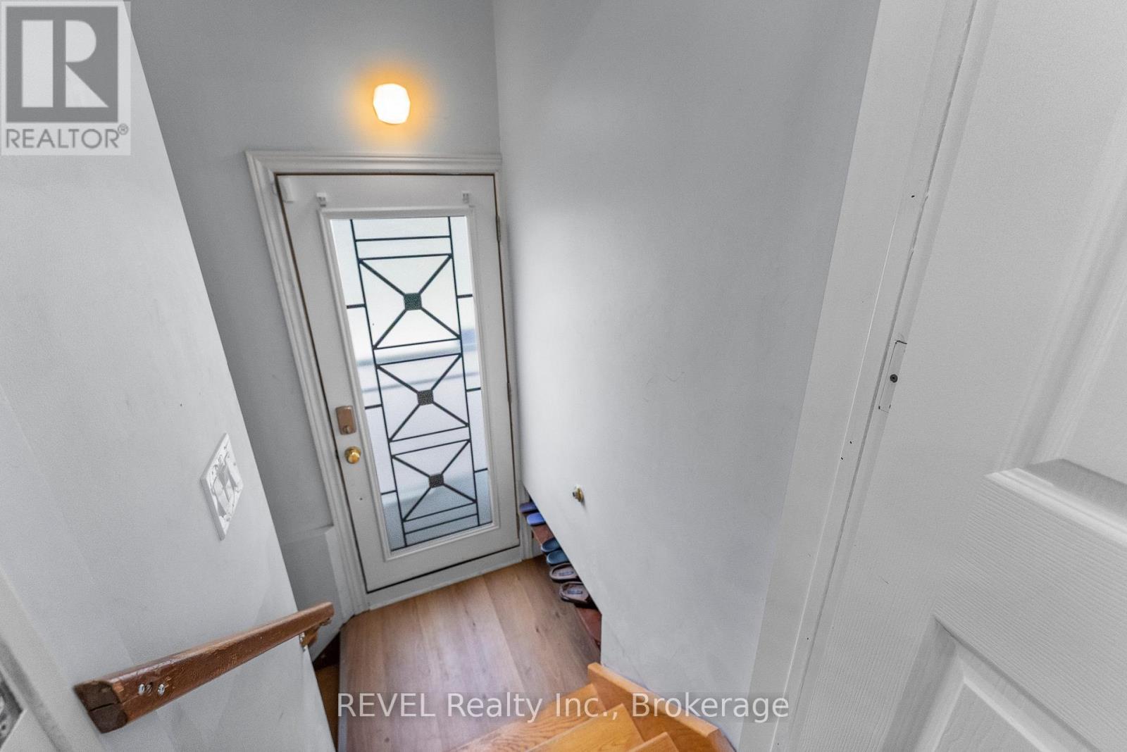 Lower - 8407 Mears Crescent, Niagara Falls, Ontario  L2G 6Y3 - Photo 2 - X12502948