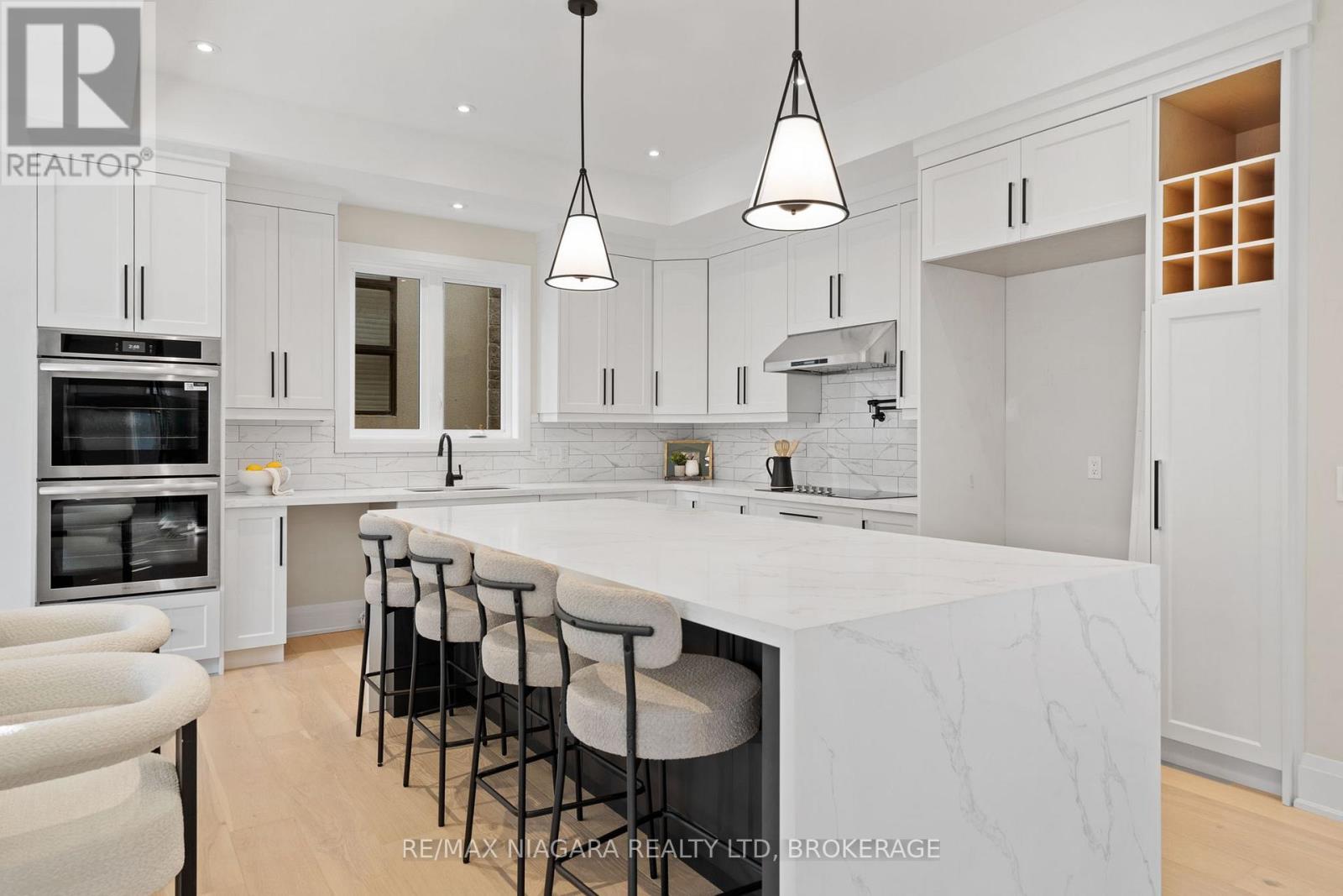 13 Kenmir Avenue, Niagara-On-The-Lake, Ontario L0S 1J0 - Photo 11 - X12503056