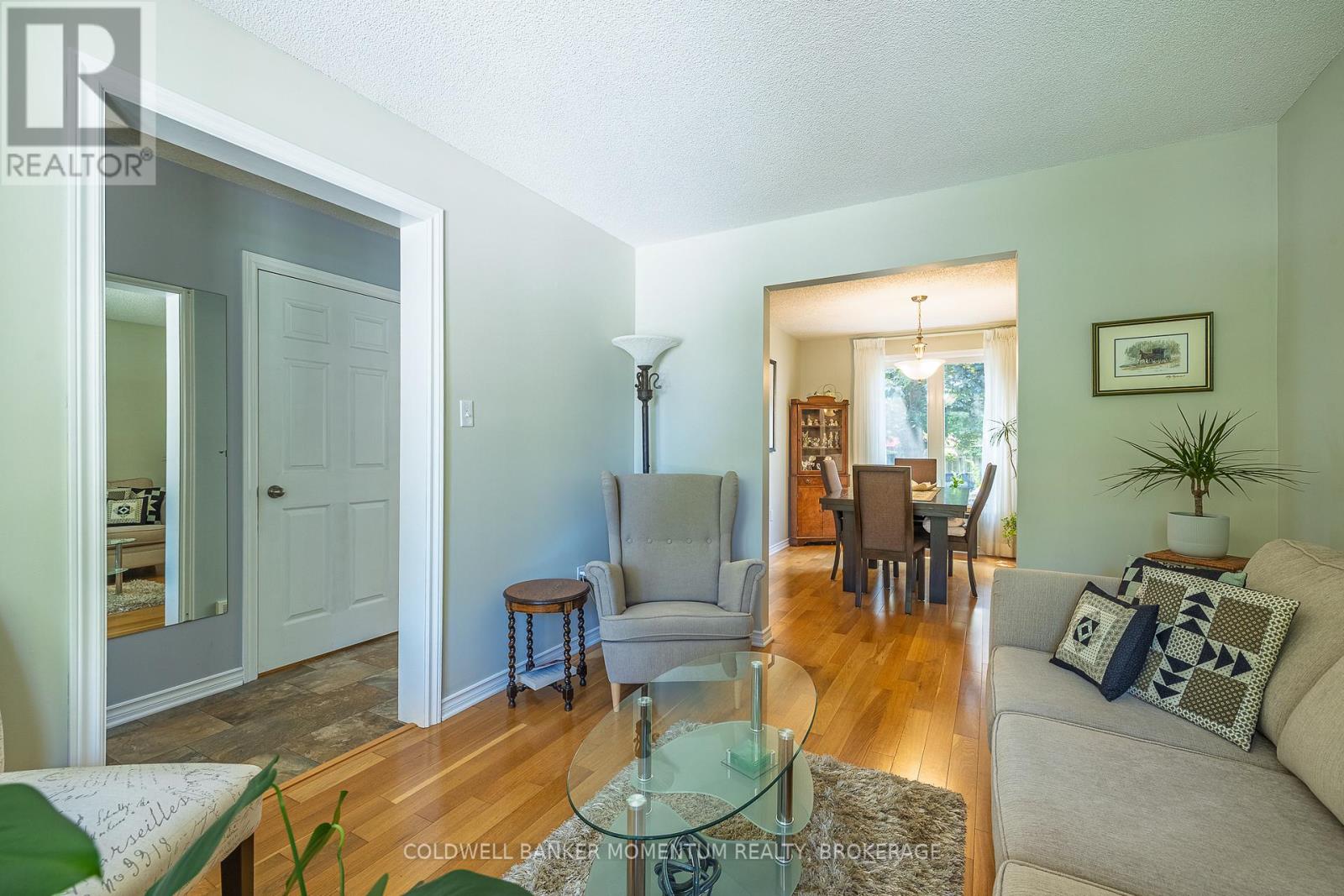 4544 Ivy Gardens Crescent, Lincoln, Ontario L0R 1C9 - Photo 11 - X12503088