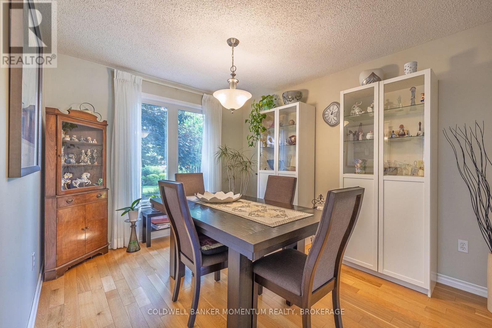 4544 Ivy Gardens Crescent, Lincoln, Ontario L0R 1C9 - Photo 13 - X12503088