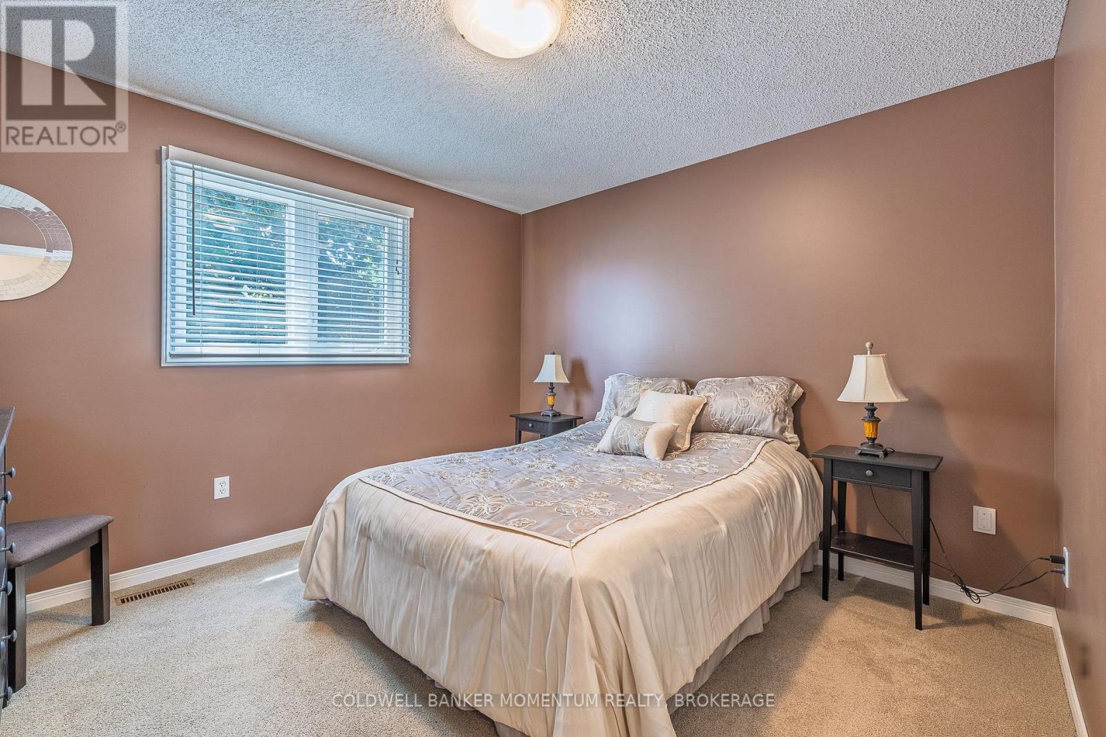 4544 Ivy Gardens Crescent, Lincoln, Ontario L0R 1C9 - Photo 25 - X12503088