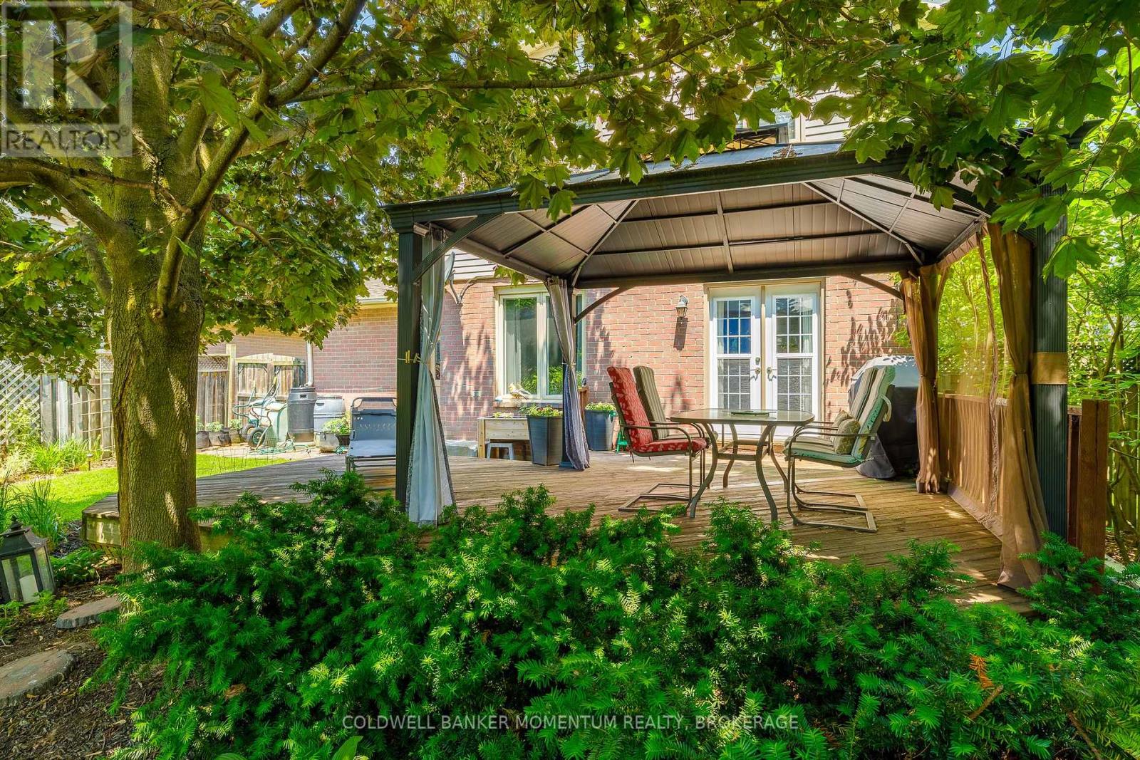 4544 Ivy Gardens Crescent, Lincoln, Ontario L0R 1C9 - Photo 40 - X12503088