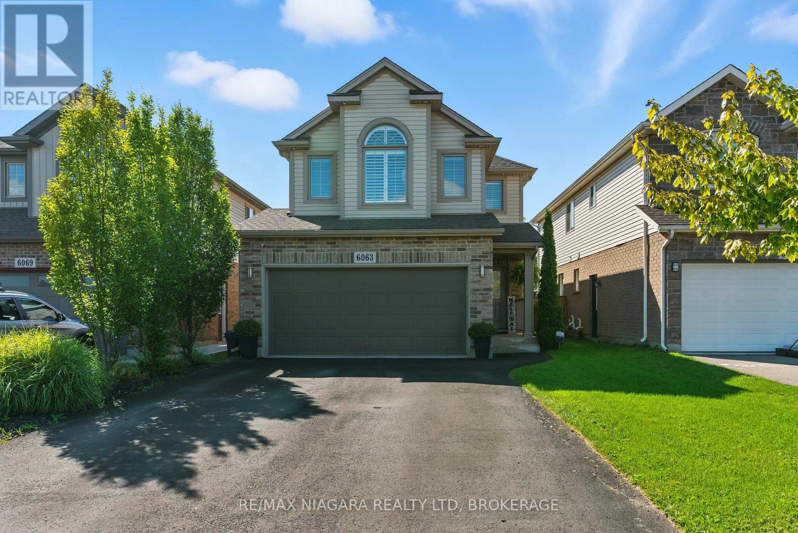 6063 Fausta Boulevard, Niagara Falls (Forestview), Ontario  L2H 0J1 - Photo 2 - X12503122