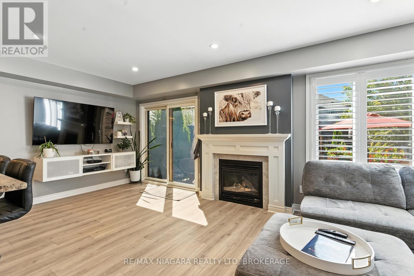 6063 Fausta Boulevard, Niagara Falls (Forestview), Ontario  L2H 0J1 - Photo 6 - X12503122