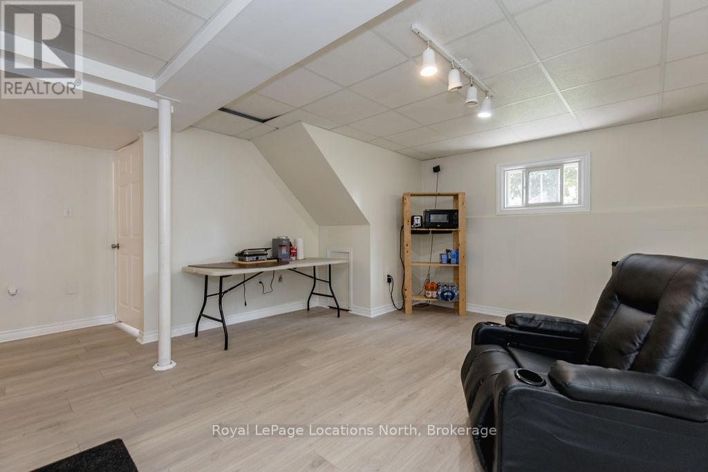 52 Royal Beech Drive, Wasaga Beach, Ontario  L0L 2P0 - Photo 22 - S12502926