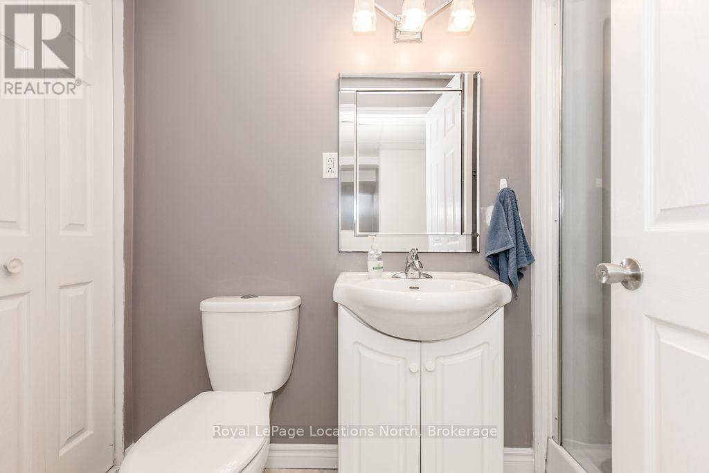 52 Royal Beech Drive, Wasaga Beach, Ontario  L0L 2P0 - Photo 25 - S12502926