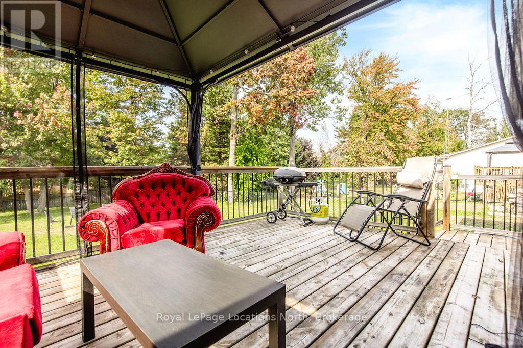 52 Royal Beech Drive, Wasaga Beach, Ontario  L0L 2P0 - Photo 32 - S12502926