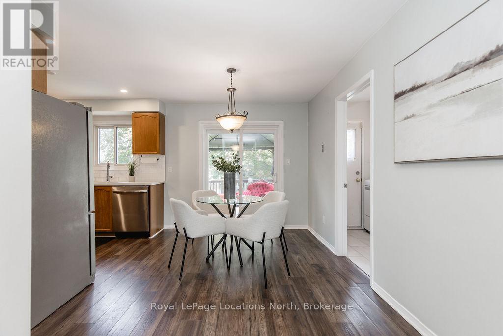 52 Royal Beech Drive, Wasaga Beach, Ontario  L0L 2P0 - Photo 6 - S12502926