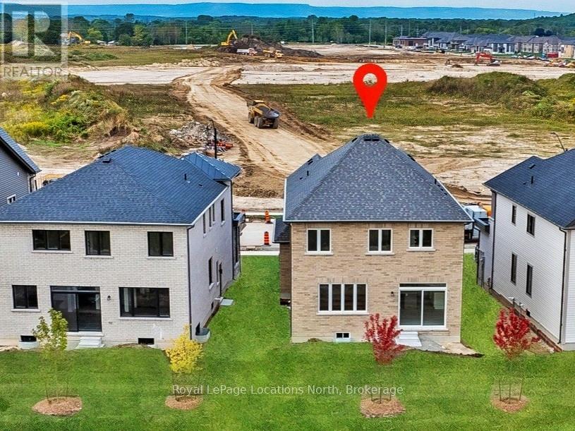 158 Union Boulevard, Wasaga Beach, Ontario  L9Z 0N9 - Photo 2 - S12503116