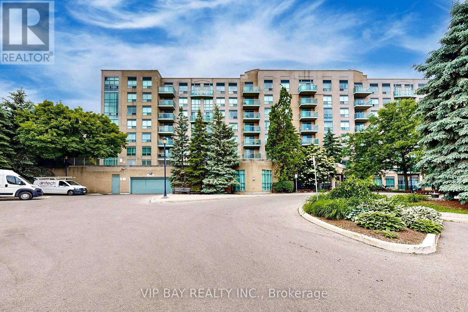 110 - 3 ELLESMERE STREET, Richmond Hill, Ontario