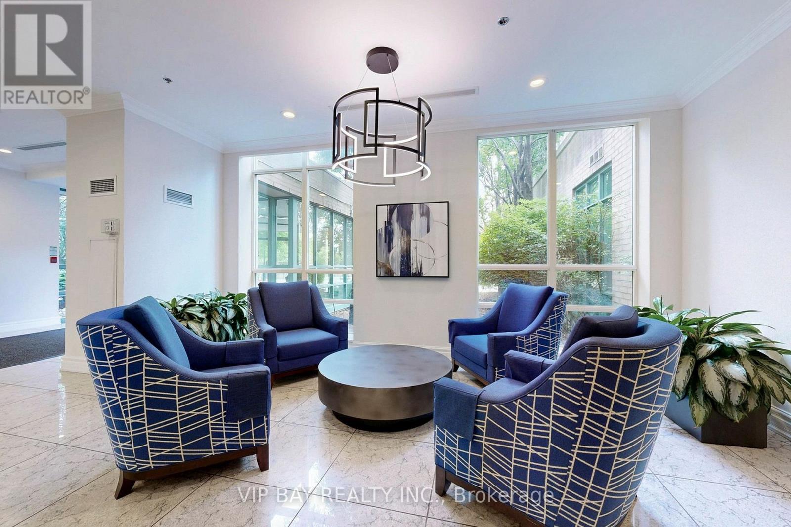 110 - 3 Ellesmere Street, Richmond Hill, Ontario  L4B 4N2 - Photo 5 - N12502664