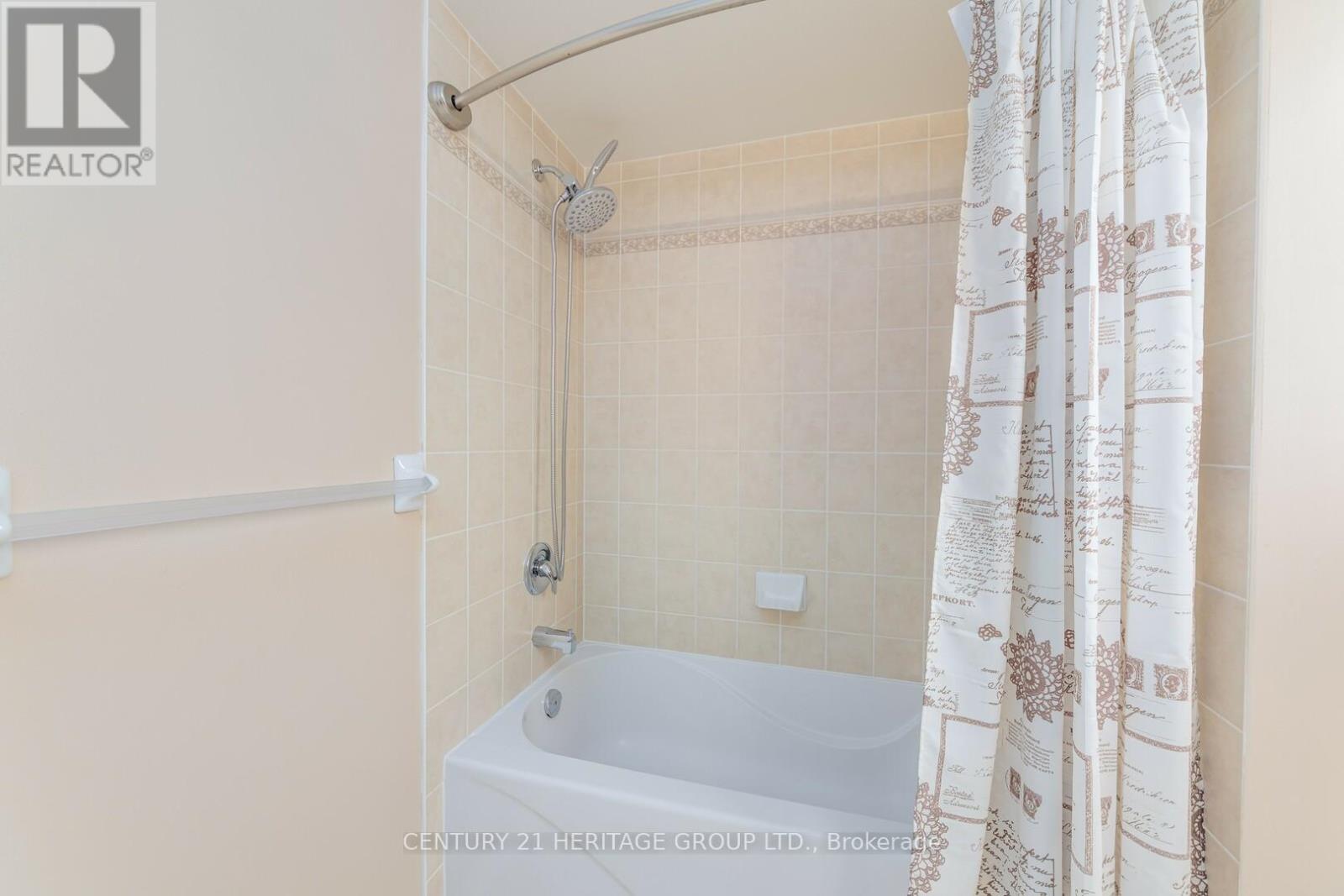 735 Miller Park Avenue, Bradford West Gwillimbury (Bradford), Ontario  L3Z 0L8 - Photo 13 - N12502680