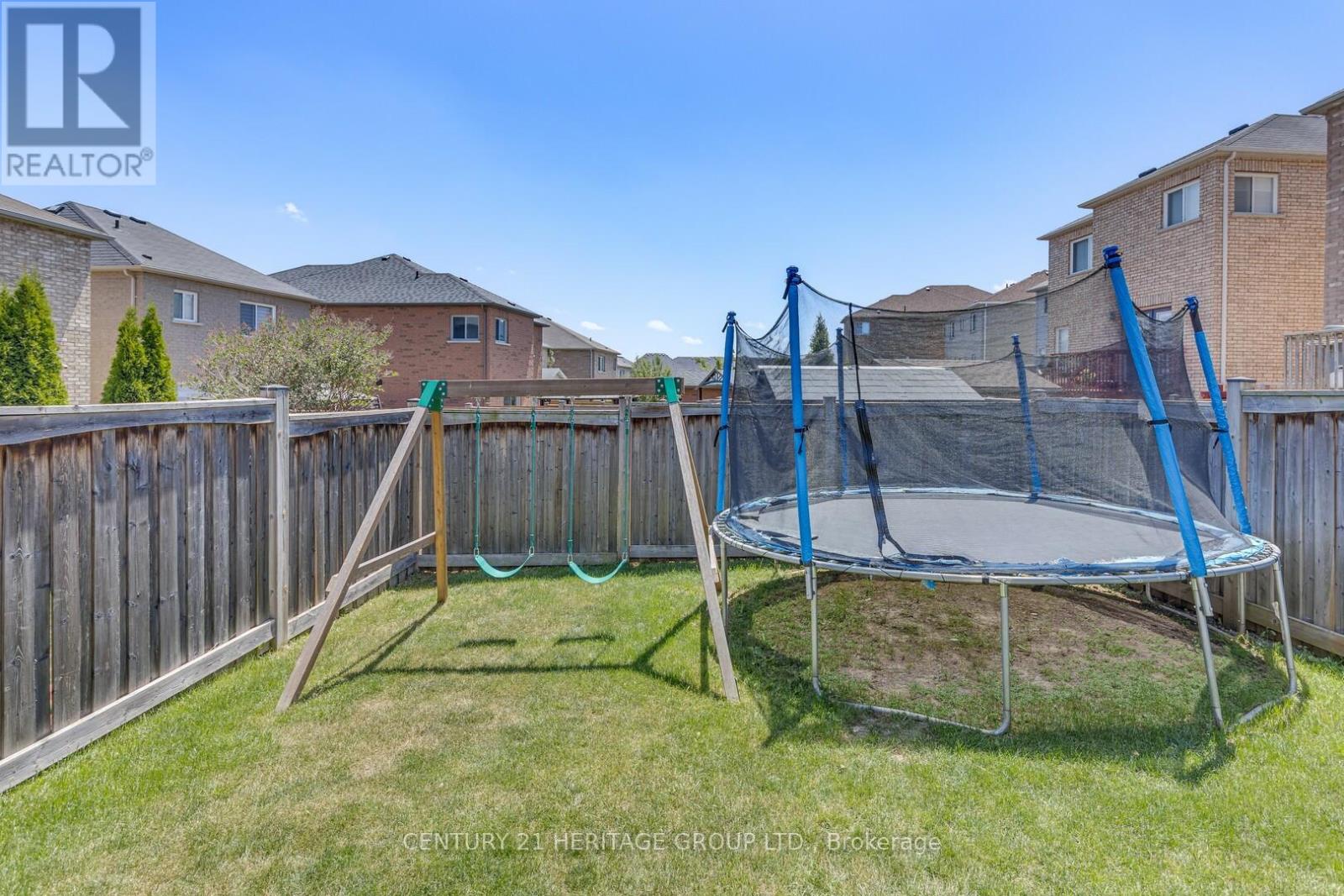 735 Miller Park Avenue, Bradford West Gwillimbury (Bradford), Ontario  L3Z 0L8 - Photo 21 - N12502680