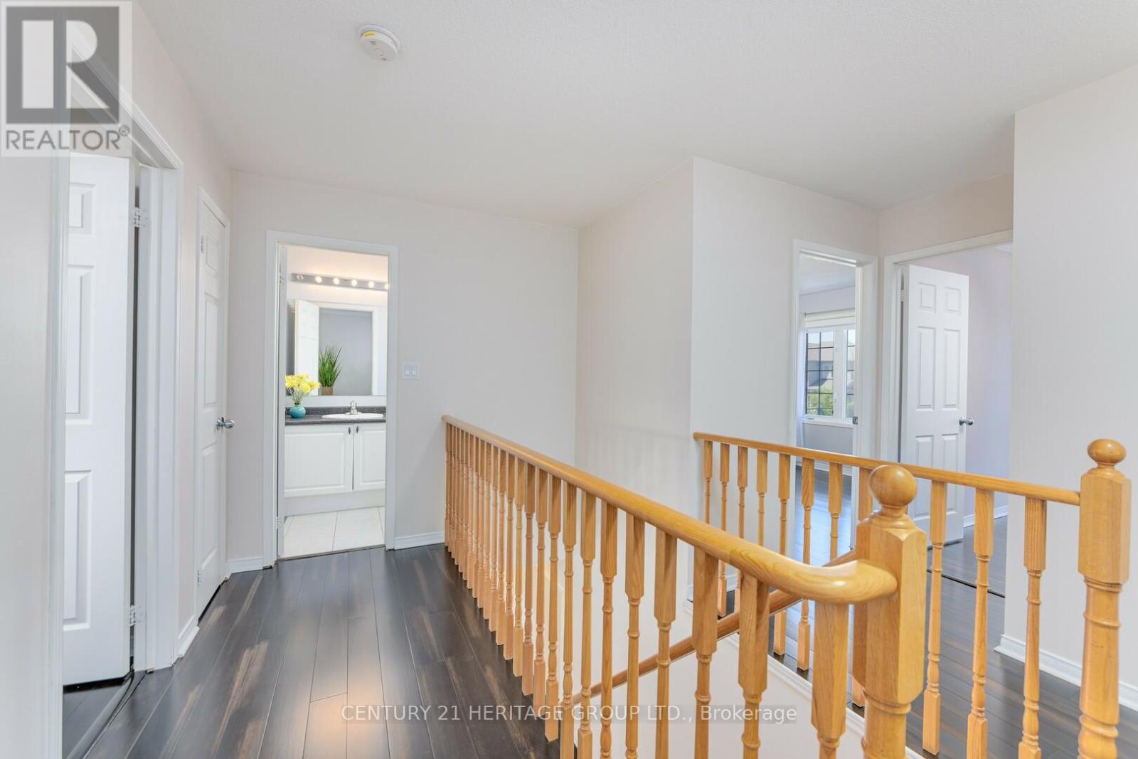 735 Miller Park Avenue, Bradford West Gwillimbury (Bradford), Ontario  L3Z 0L8 - Photo 9 - N12502680