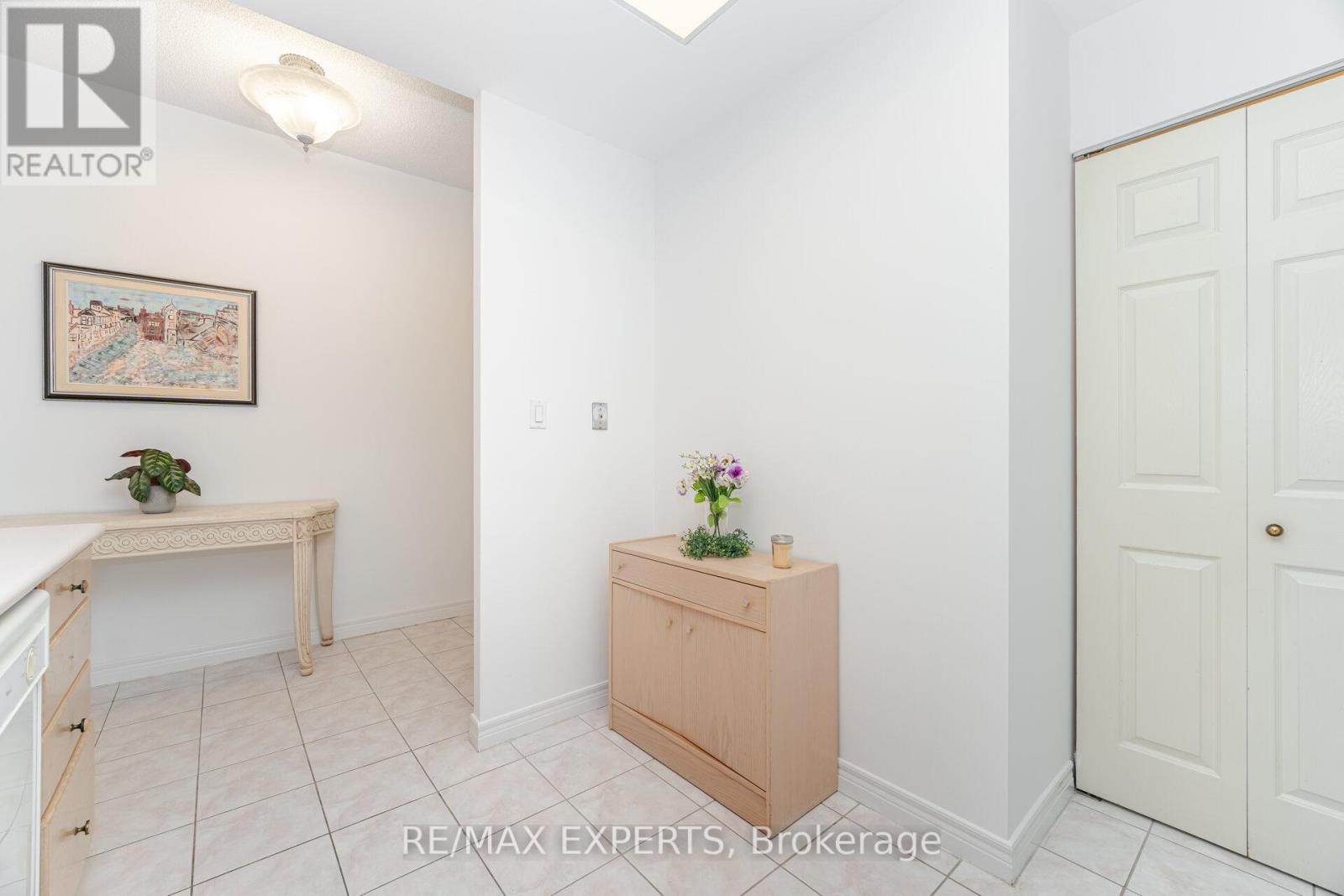 121 Woodbridge Avenue, Vaughan, Ontario  L4L 2S6 - Photo 15 - N12502694