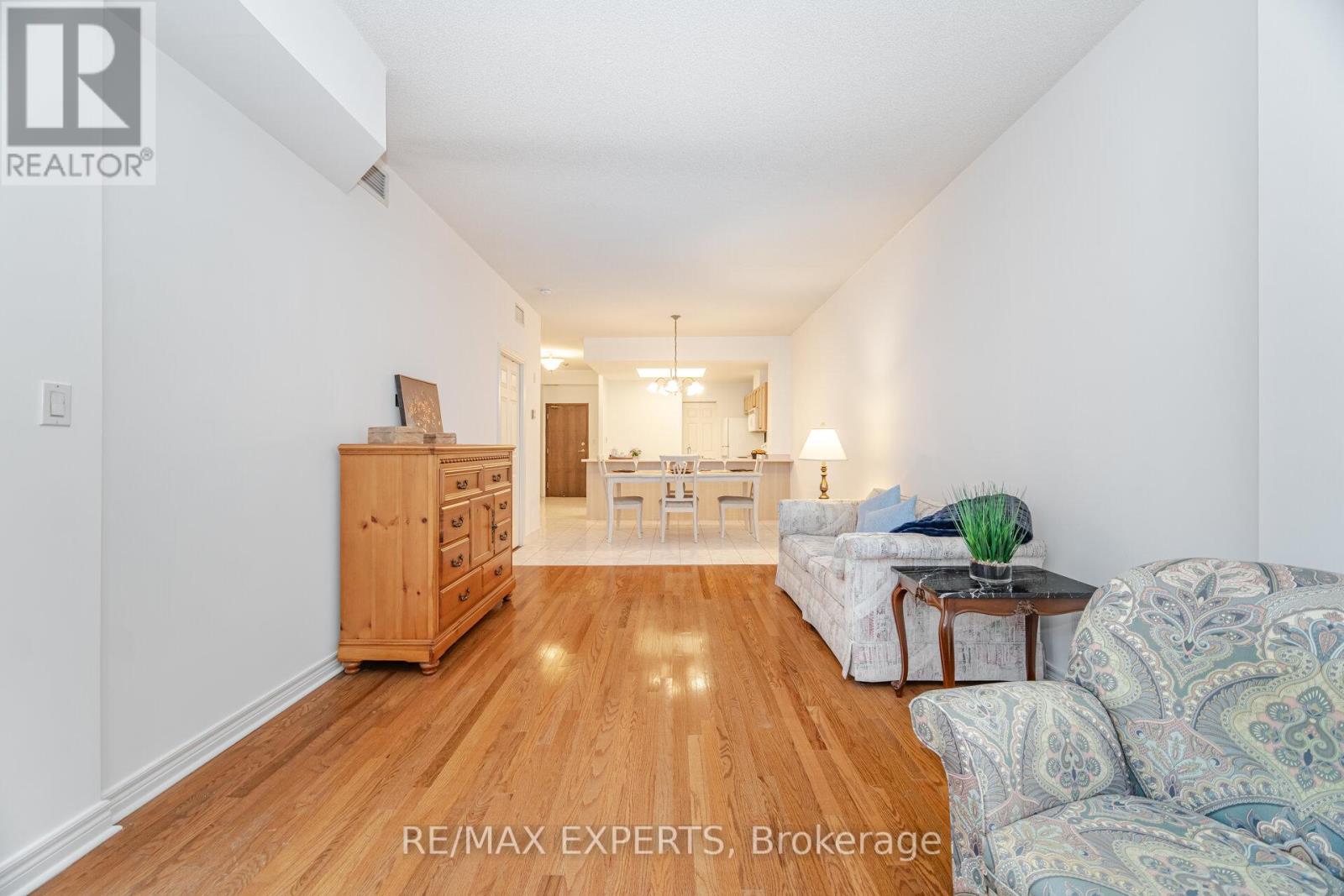 121 Woodbridge Avenue, Vaughan, Ontario  L4L 2S6 - Photo 25 - N12502694