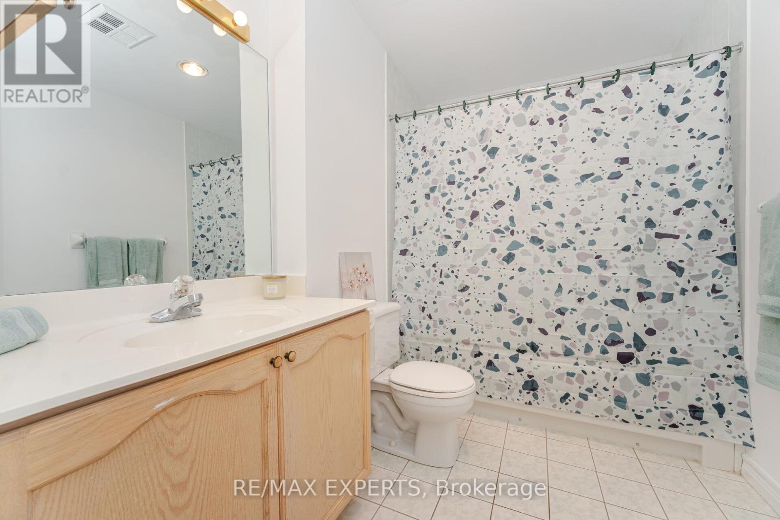 121 Woodbridge Avenue, Vaughan, Ontario  L4L 2S6 - Photo 32 - N12502694