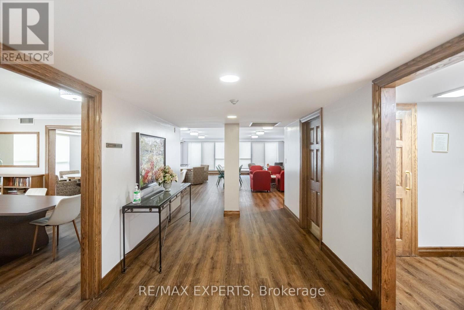 121 Woodbridge Avenue, Vaughan, Ontario  L4L 2S6 - Photo 38 - N12502694