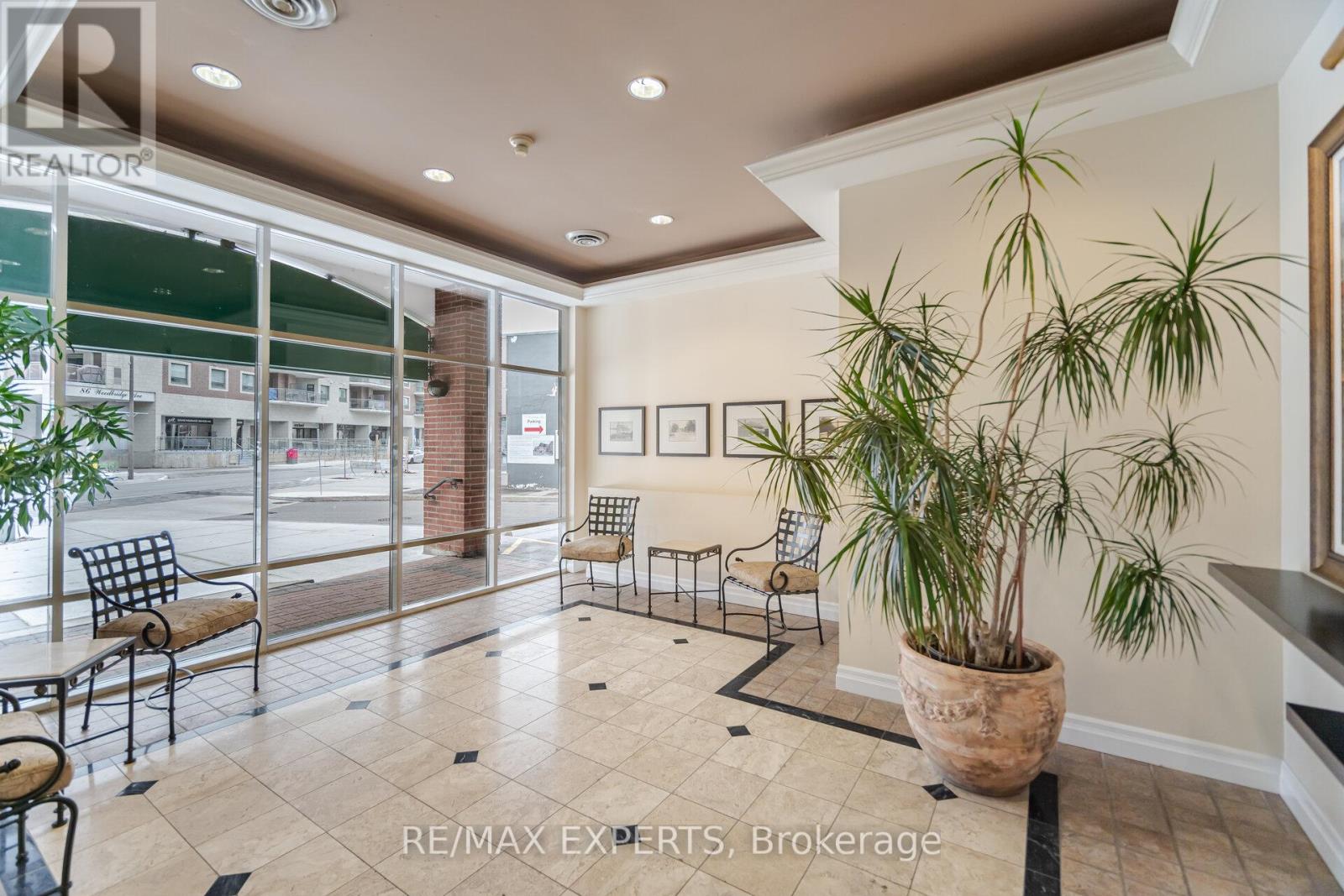 121 Woodbridge Avenue, Vaughan, Ontario  L4L 2S6 - Photo 5 - N12502694