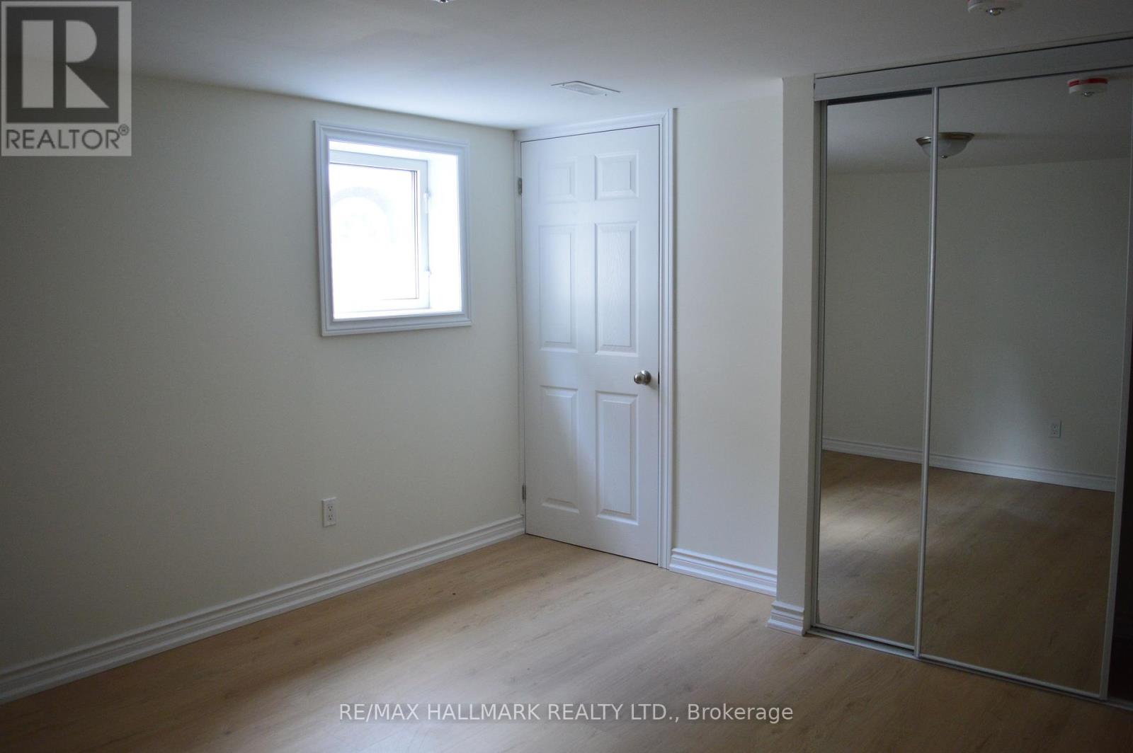 Lower - 10 Johnson Road, Aurora, Ontario  L4G 2A2 - Photo 10 - N12502714