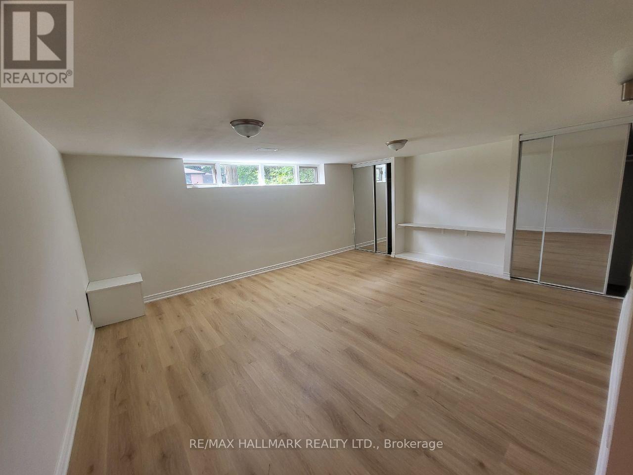 Lower - 10 Johnson Road, Aurora, Ontario  L4G 2A2 - Photo 4 - N12502714