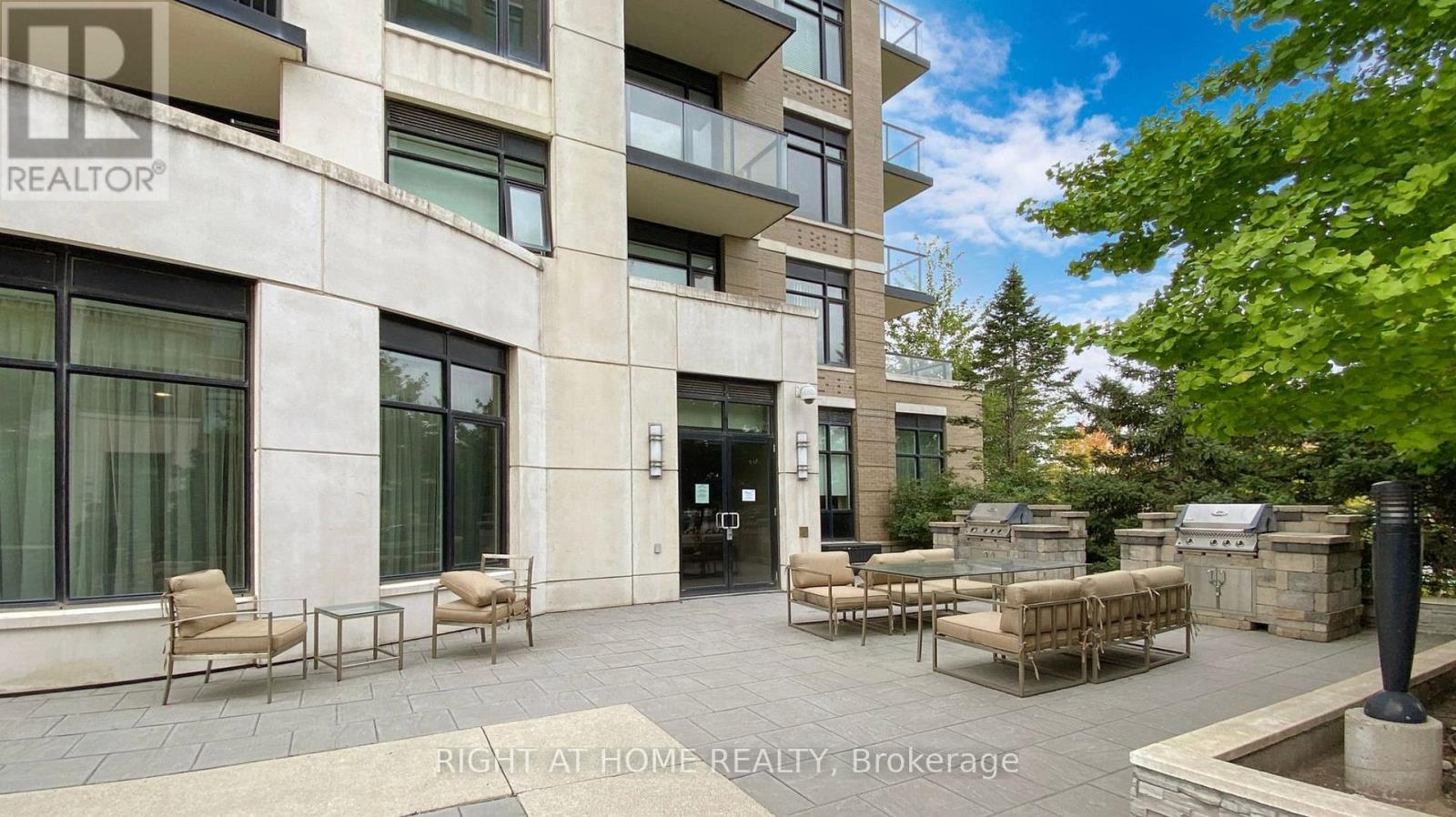 705 - 131 Upper Duke Crescent, Markham, Ontario  L6G 0C9 - Photo 7 - N12502772