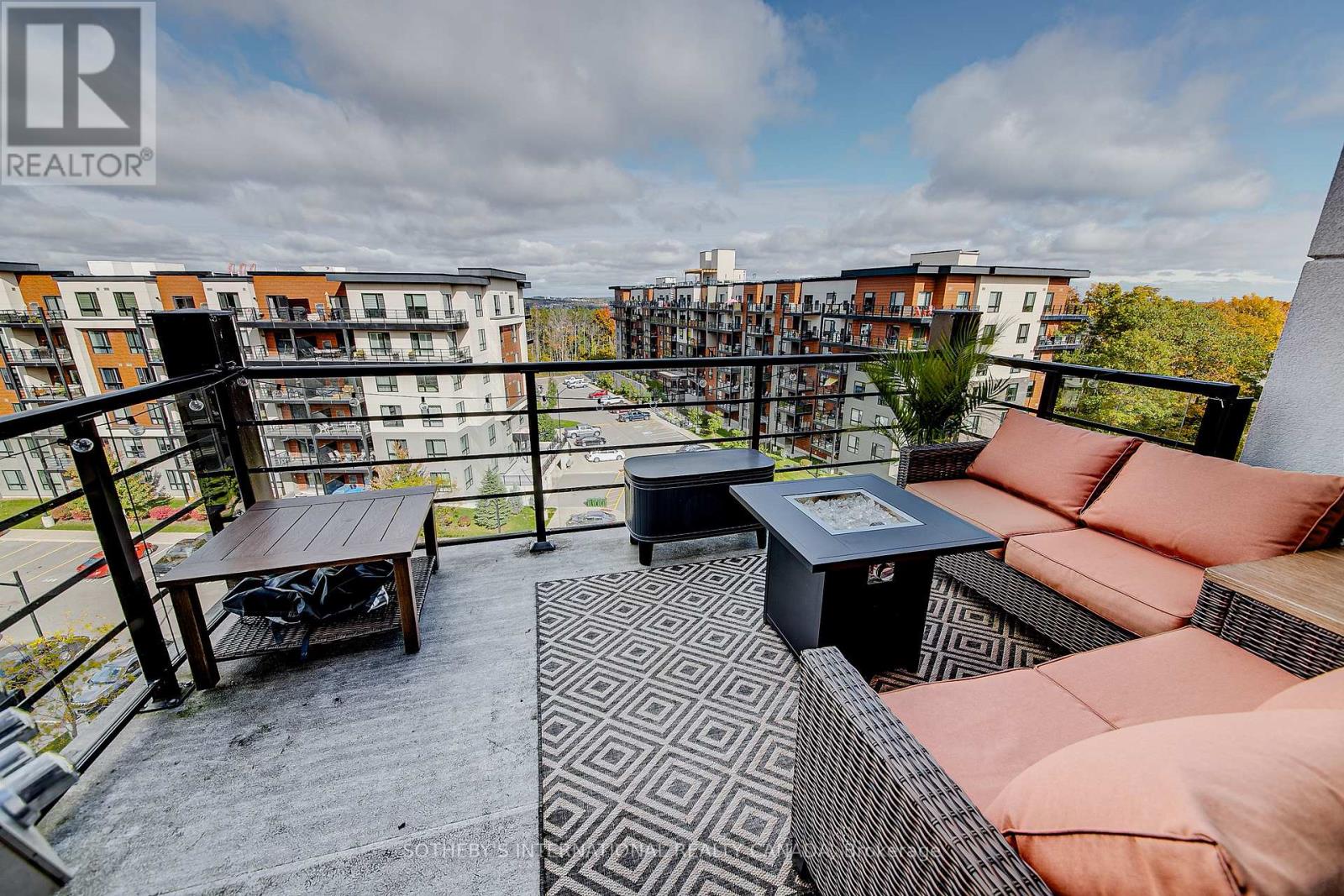 609 - 304 Essa Road, Barrie (Ardagh), Ontario  L4N 9C5 - Photo 17 - S12502730