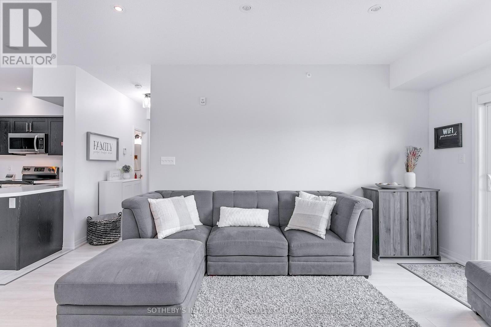 609 - 304 Essa Road, Barrie (Ardagh), Ontario  L4N 9C5 - Photo 9 - S12502730