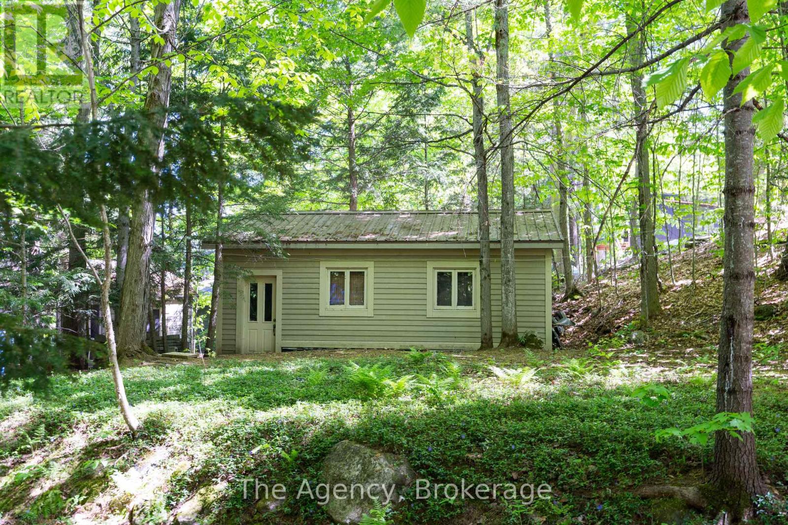 1059 Hallet Road, Muskoka Lakes, Ontario  P0B 1J0 - Photo 32 - X12502808