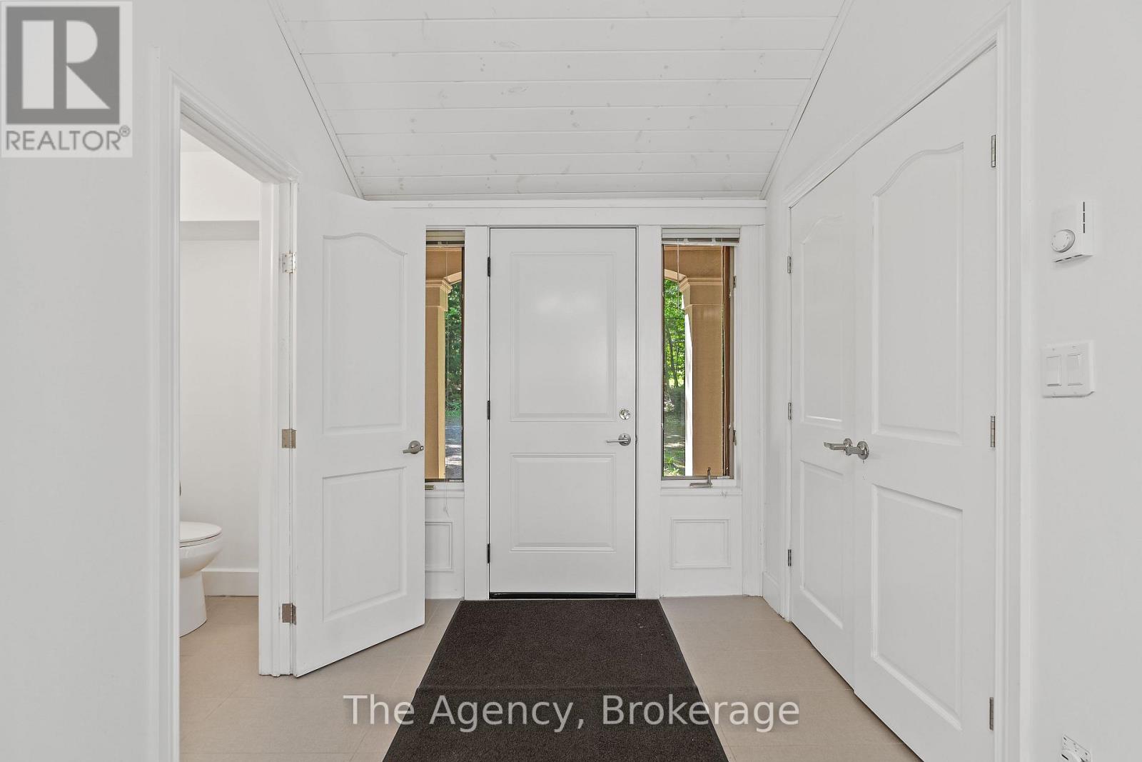 1059 Hallet Road, Muskoka Lakes, Ontario  P0B 1J0 - Photo 4 - X12502808