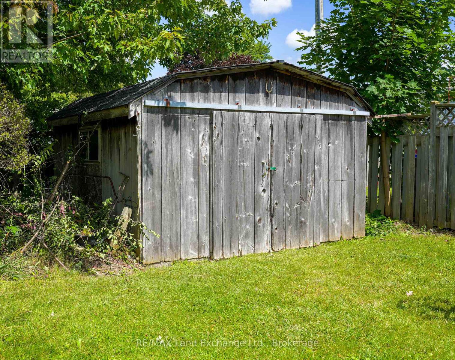 824 Andrew Malcolm Drive, Kincardine, Ontario  N2Z 1M6 - Photo 35 - X12502836