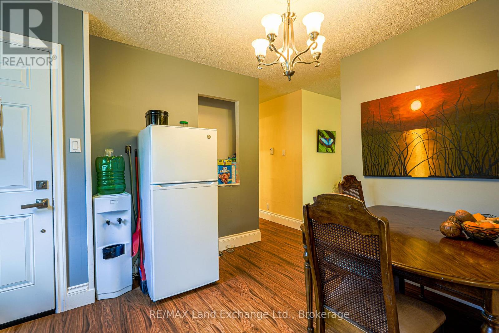 824 Andrew Malcolm Drive, Kincardine, Ontario  N2Z 1M6 - Photo 9 - X12502836