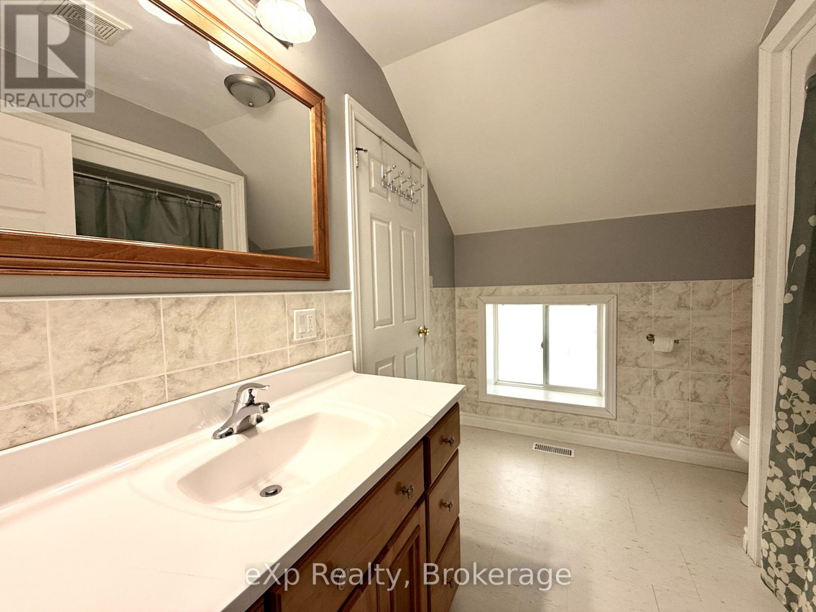 65 Elora Street N, Minto, Ontario  N0G 1M0 - Photo 18 - X12502924