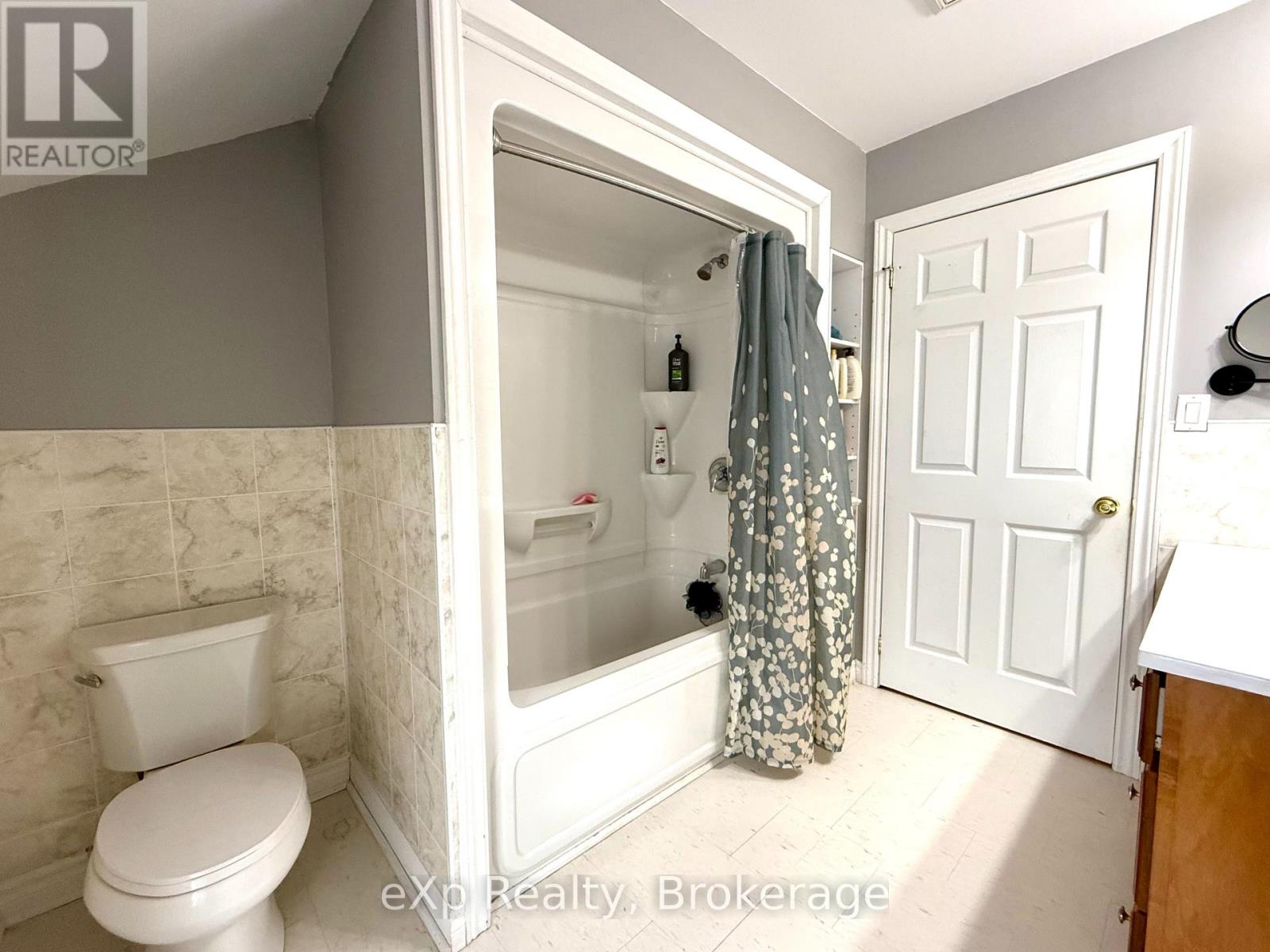 65 Elora Street N, Minto, Ontario  N0G 1M0 - Photo 19 - X12502924