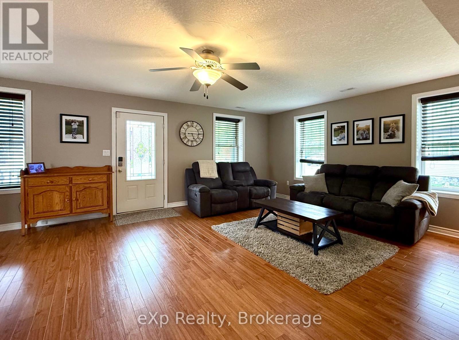 65 Elora Street N, Minto, Ontario  N0G 1M0 - Photo 6 - X12502924