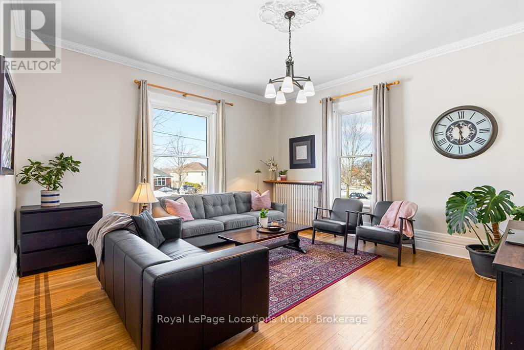 72 Colborne Street, Goderich, Ontario  N7A 2V9 - Photo 9 - X12503058