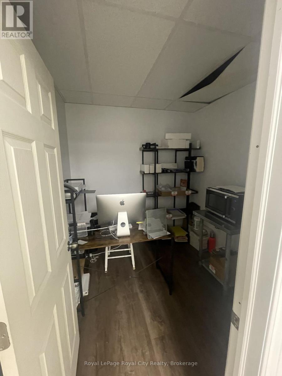 563 Woolwich Street, Guelph, Ontario  N1H 3Y4 - Photo 16 - X12503060