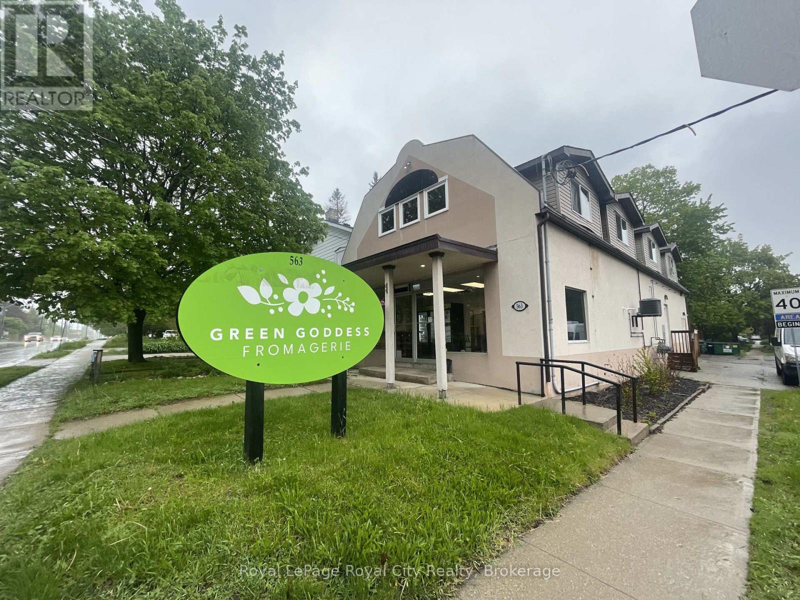 563 Woolwich Street, Guelph, Ontario  N1H 3Y4 - Photo 2 - X12503060