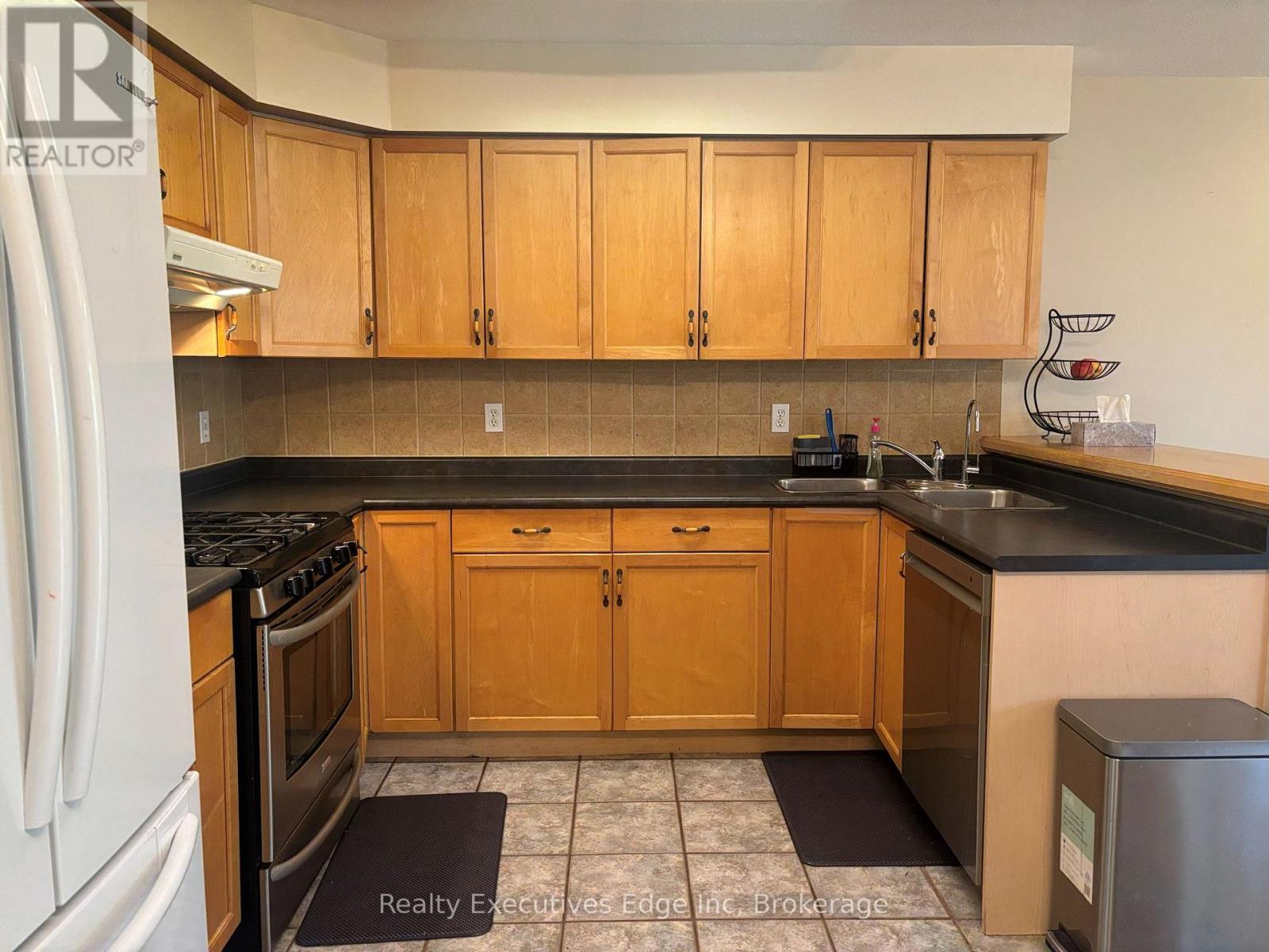 Main - 5 Camm Crescent, Guelph, Ontario  N1L 1J9 - Photo 10 - X12503104