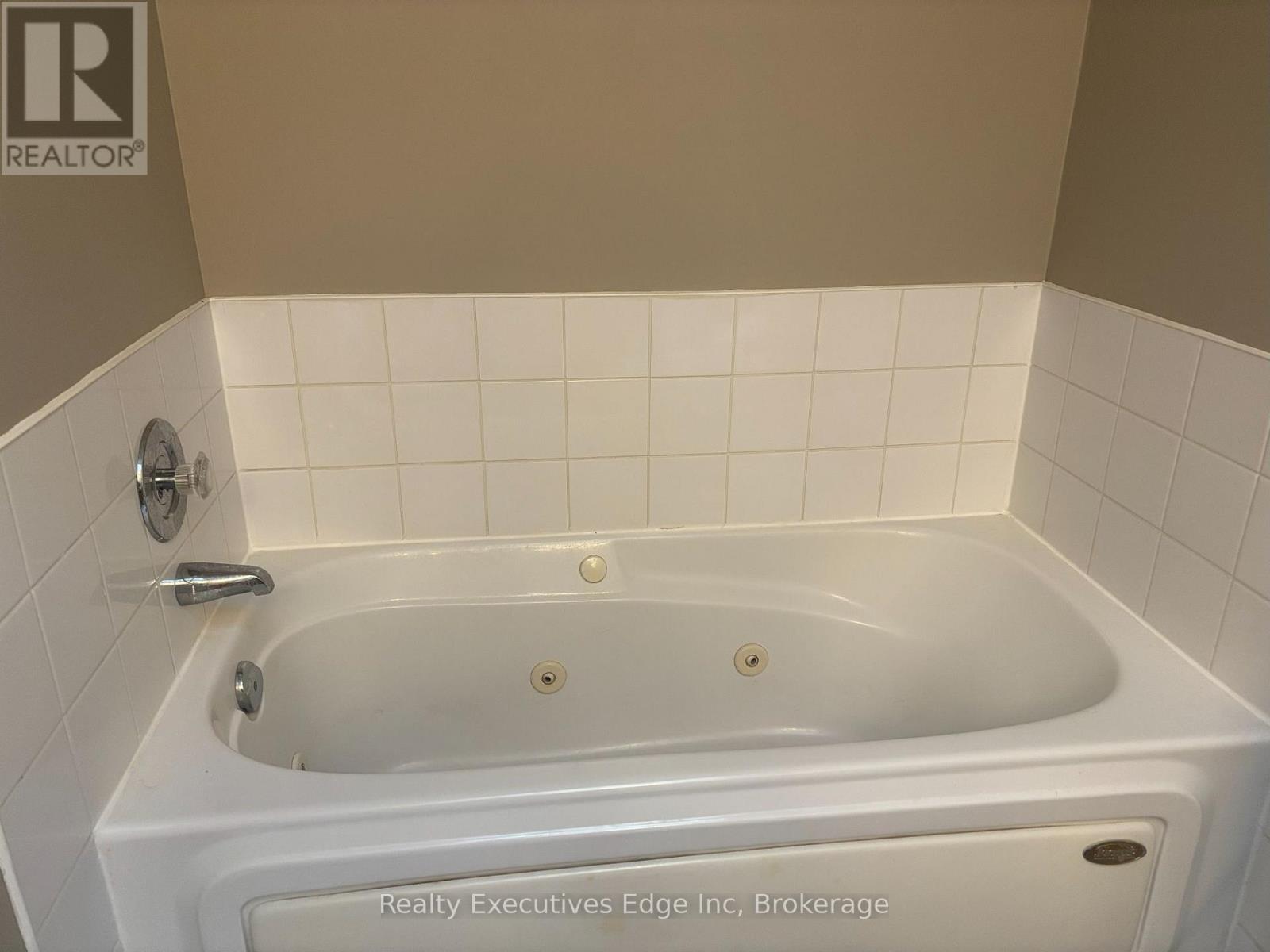 Main - 5 Camm Crescent, Guelph, Ontario  N1L 1J9 - Photo 17 - X12503104