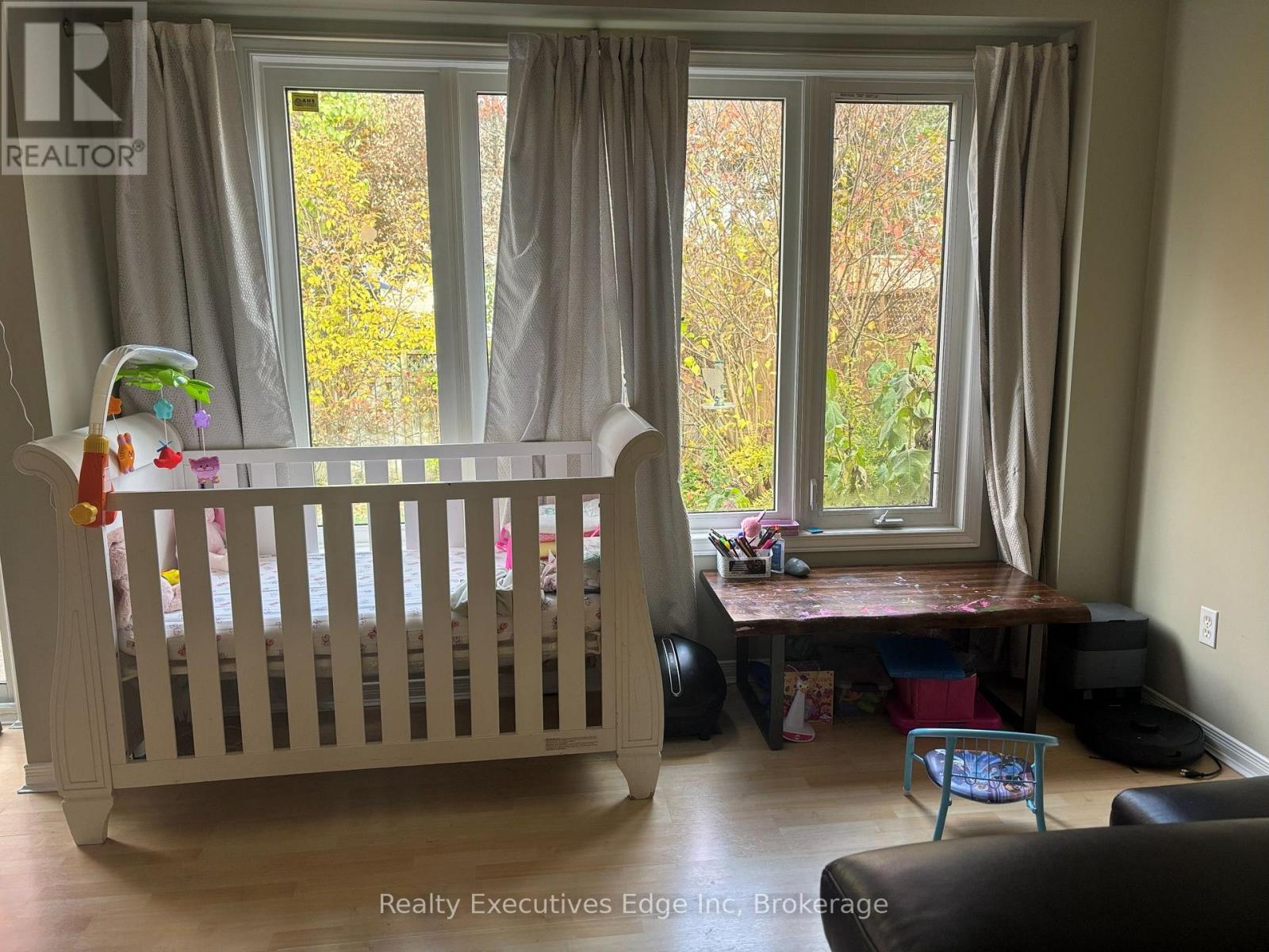 Main - 5 Camm Crescent, Guelph, Ontario  N1L 1J9 - Photo 6 - X12503104